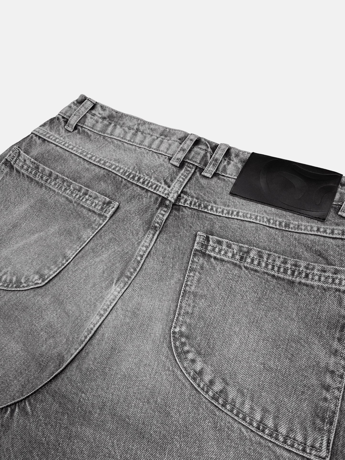 LIGHT FADED DENIM